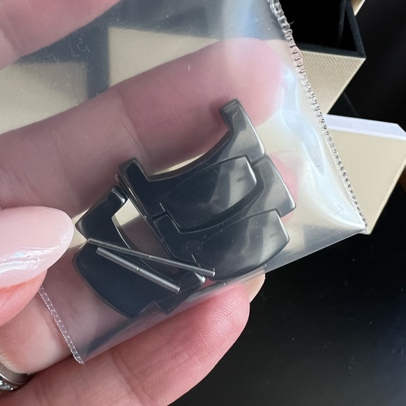 Links Of London mother of pearl watch - Picture 6 of 6